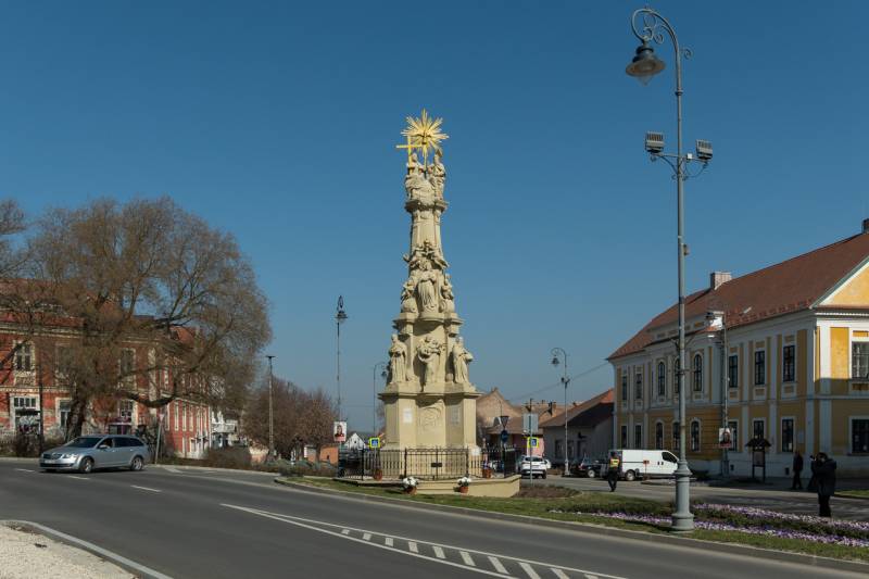 2026_03_07_bonyhad szobor.jpg